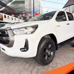 Toyota Hilux Sr Doble Cabina 2023